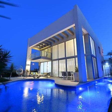 Turquoise Apartment With Pool เอลัต ภายนอก รูปภาพ